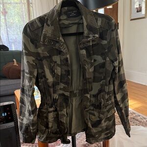 Love Tree Camouflage Utility Jacket